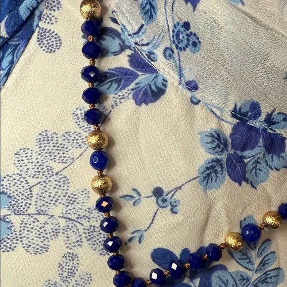 Elegant Blue and Gold Necklace - Picture 3 of 3